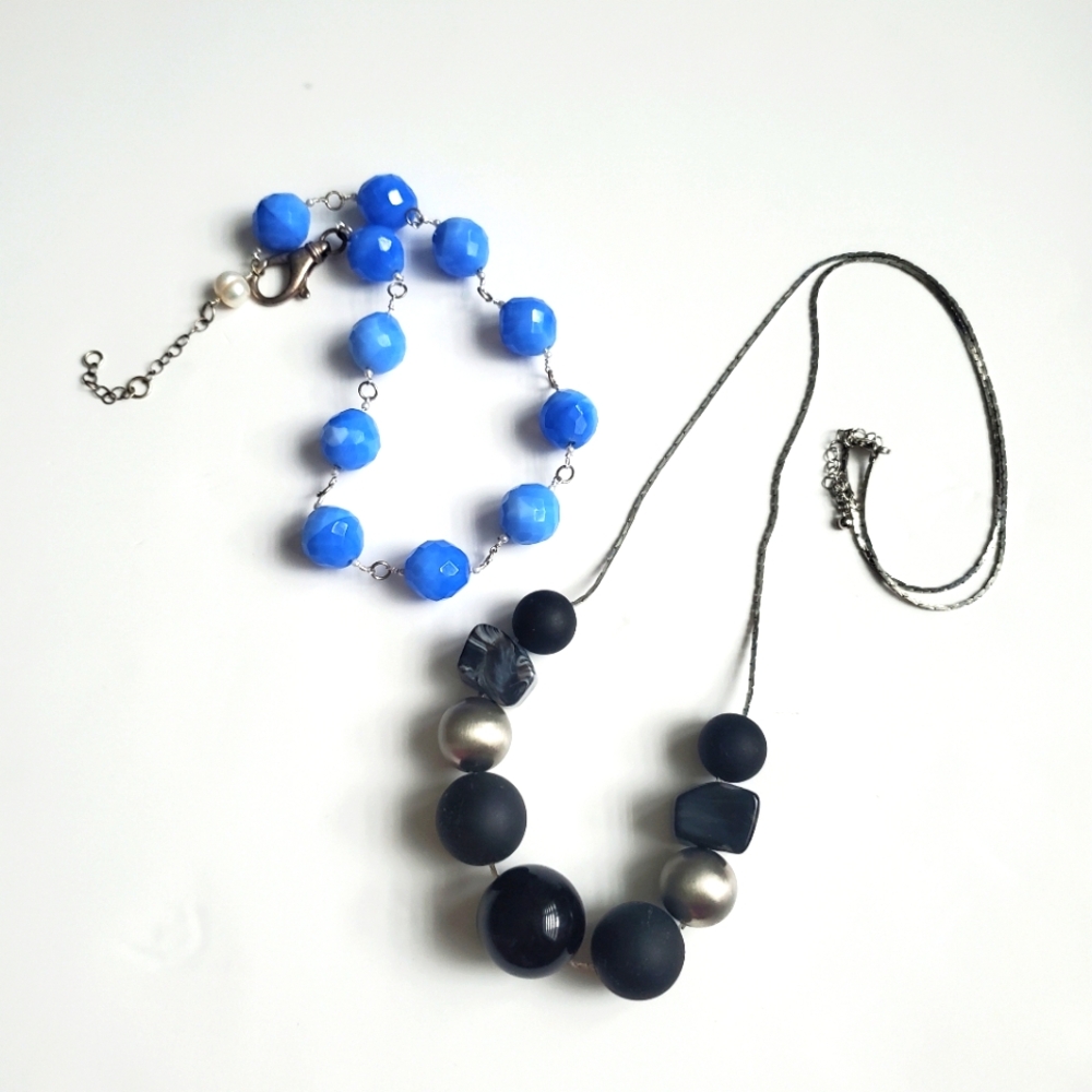 Beaded Statement Necklace Blue Faceted Strung Beads & Black & Gray Sliders READ